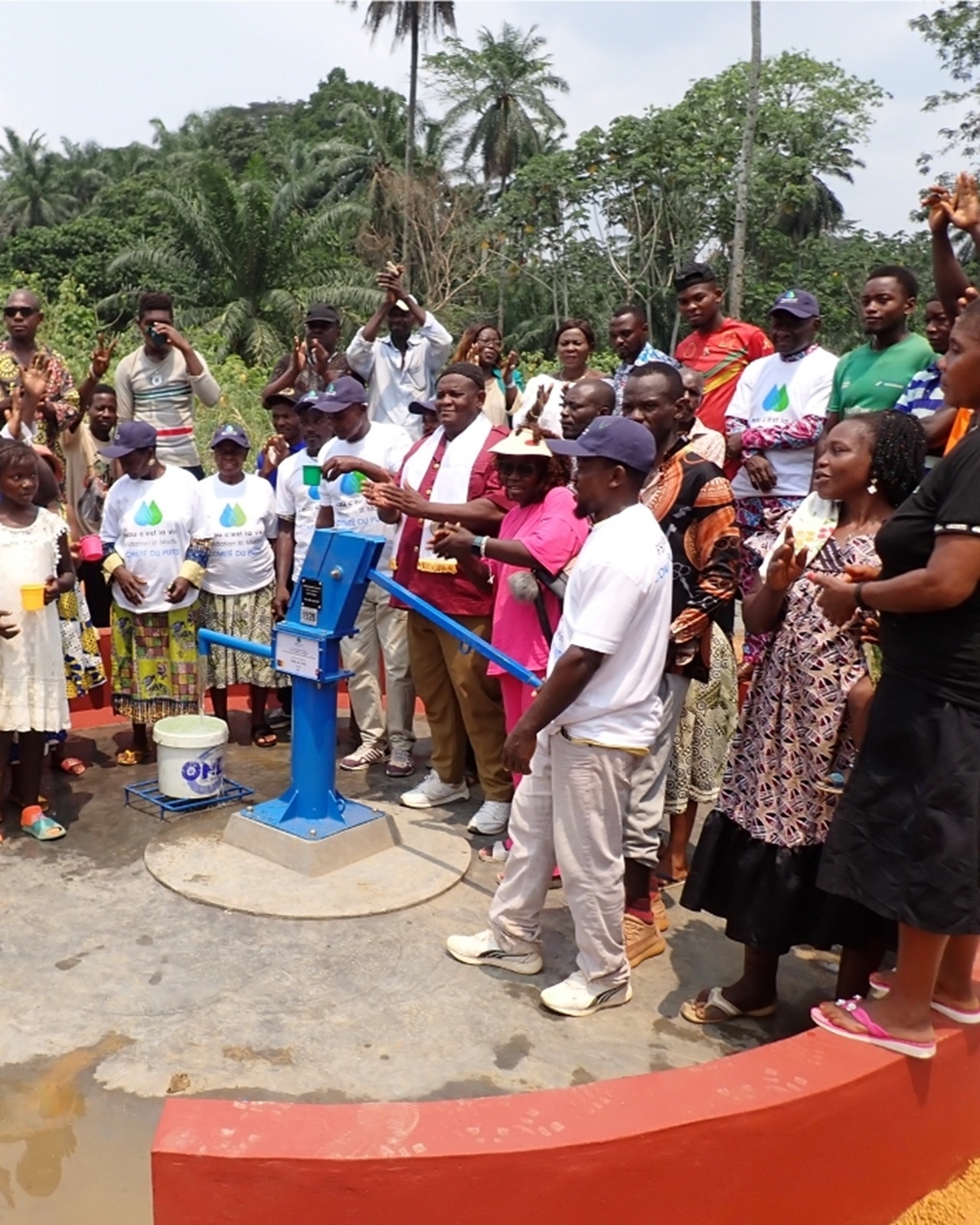 Ein Brunnen für Song Ndeppe – WWZ spendet Wasser